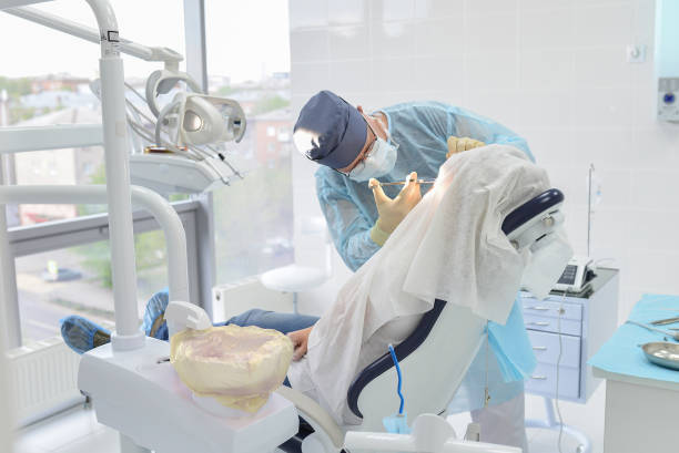 Best Emergency Dental Extractions in Bacliff, TX